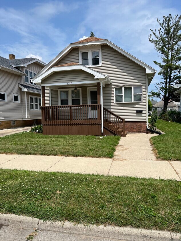 Foto principal - 1310 Jones Ave
