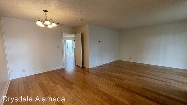 Foto del edificio - 3 br, 2.5 bath House - 3546 Magnolia Drive