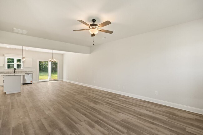 Building Photo - 337 Crosswinds Dr