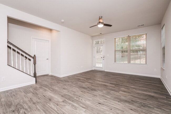 Building Photo - 1728 Ripley Woods St