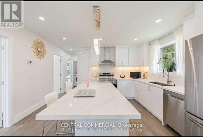 Building Photo - 38 Child Dr