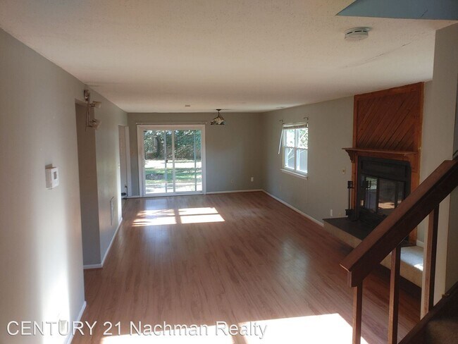 Building Photo - 3 br, 2 bath House - 3504 Davies Court