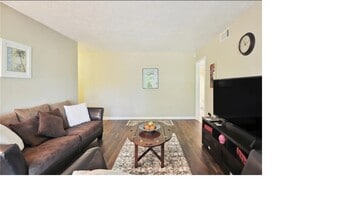 Building Photo - 144 Scandia Cir