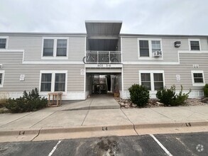 Building Photo - 603 Mitchell St