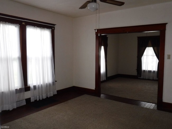 Foto del edificio - 1446 Vandalia Rd