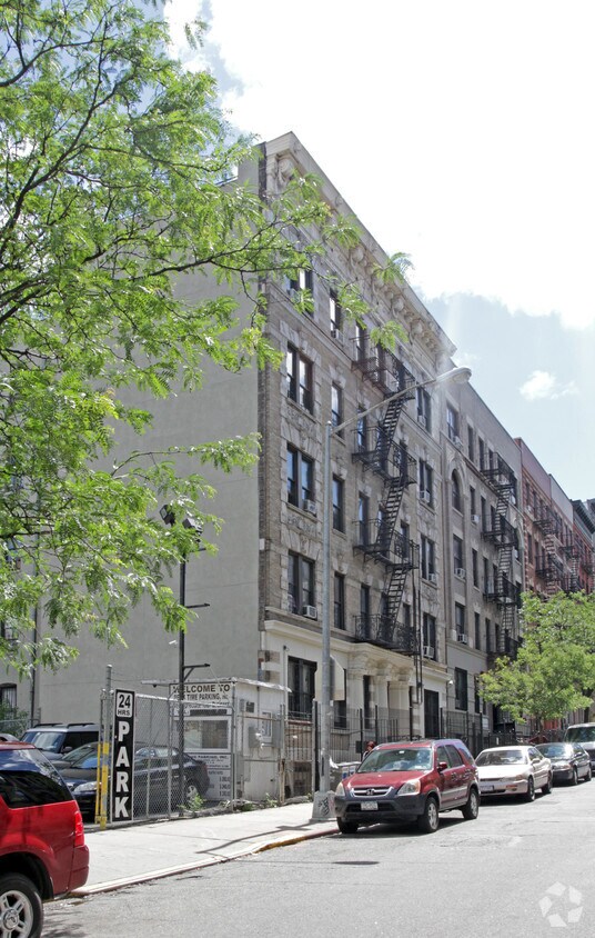 Foto del edificio - 521 W 159th St