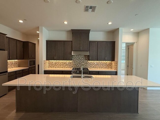 Building Photo - 2868 Resthaven Ct