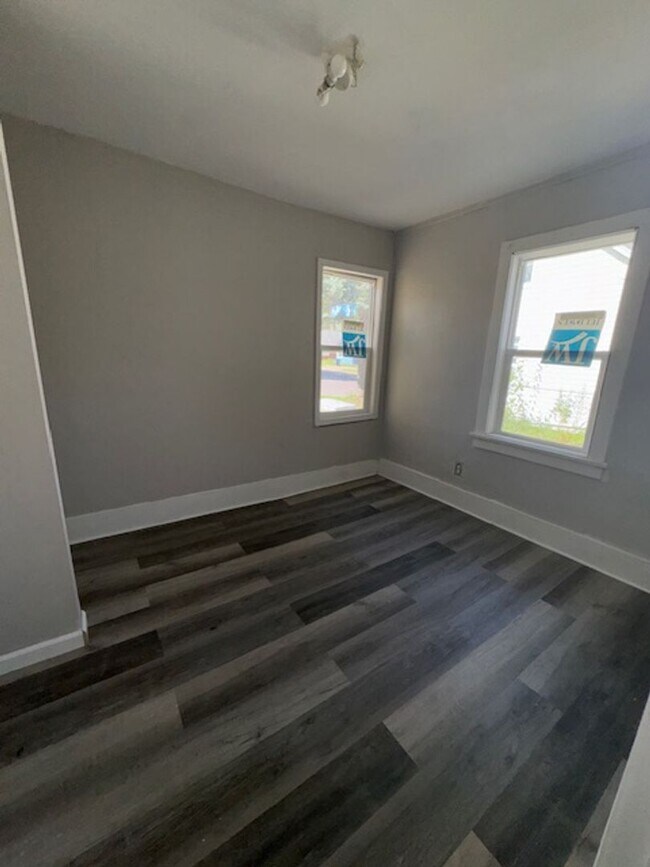 Foto del edificio - Fully renovated! Rent Reduced!