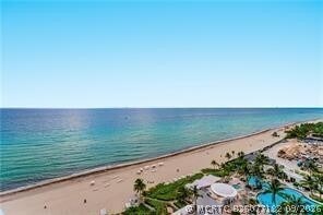 Foto del edificio - 18101 Collins Ave