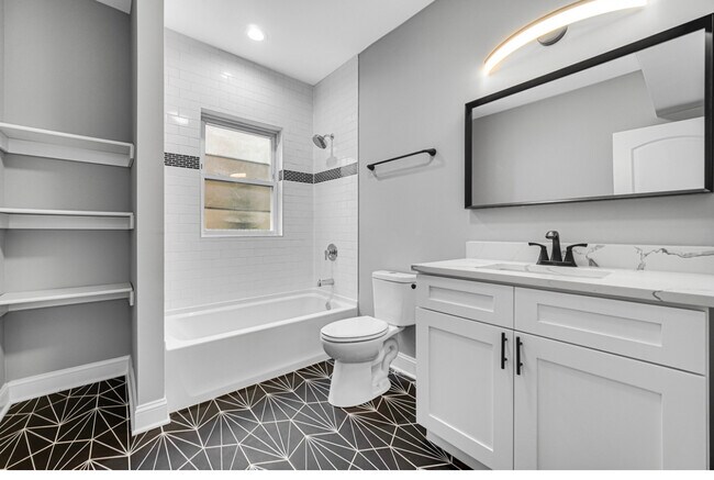 Foto del edificio - 8332 S May St