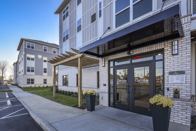 Building Photo - The Lofton