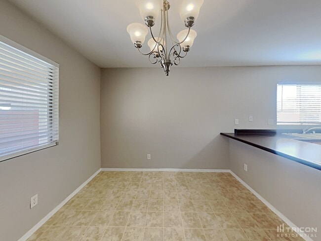 Foto del edificio - 1641 S 233rd Ln