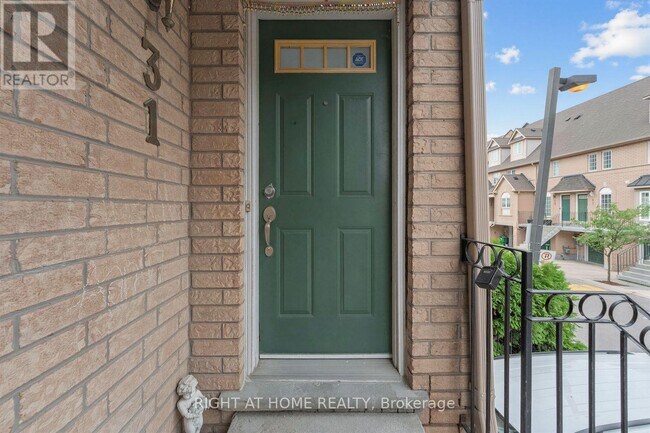 Photo du bâtiment - 80 Strathaven Dr