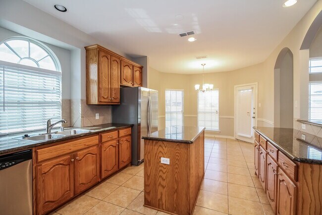 Foto del edificio - 102 Hartley Ln