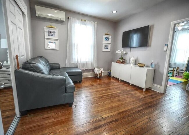 Foto del edificio - 1404 81st St