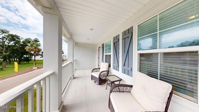 Foto del edificio - 2506 Beach Blvd
