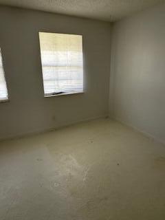 Building Photo - 423 N Cypress Dr