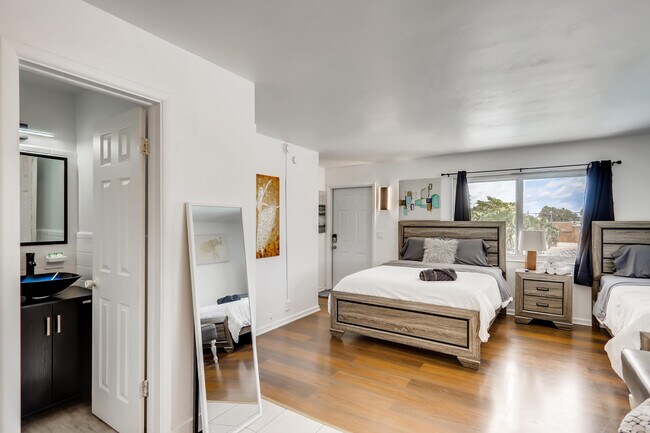 Foto del edificio - 2432 Park Ave