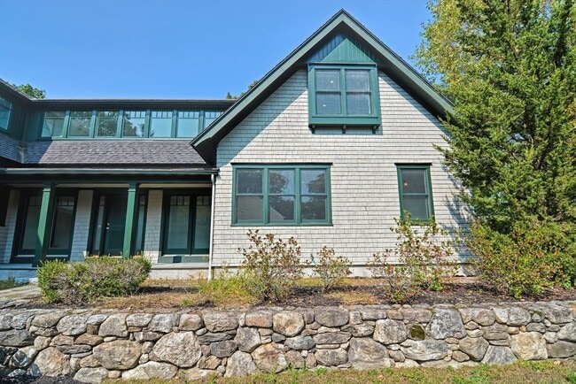 Building Photo - 555 Hugh Cargill Rd