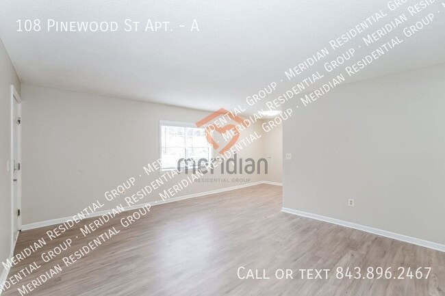 Building Photo - 108 Pinewood St