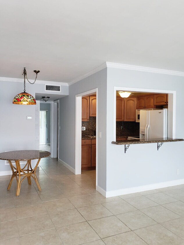 2960 Cynthia Ln, Lake Worth, FL 33461 Condo for Rent in Lake Worth