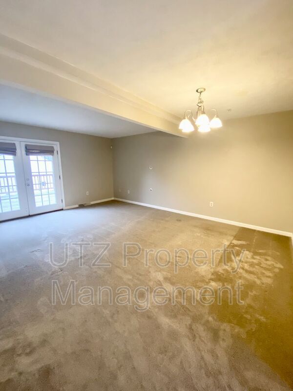 Foto del edificio - 4664 Marksman Ct