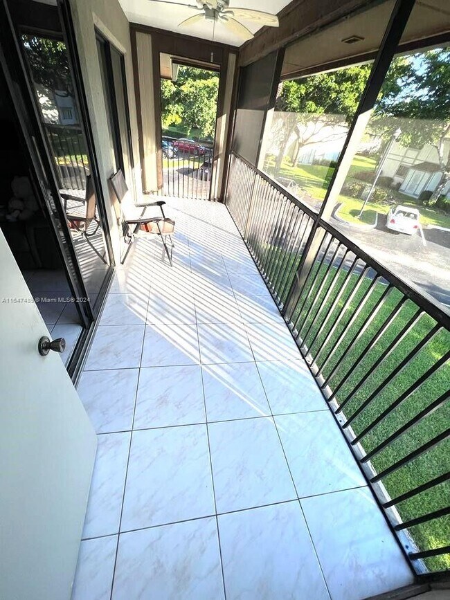 Foto del edificio - 10723 W Clairmont Cir