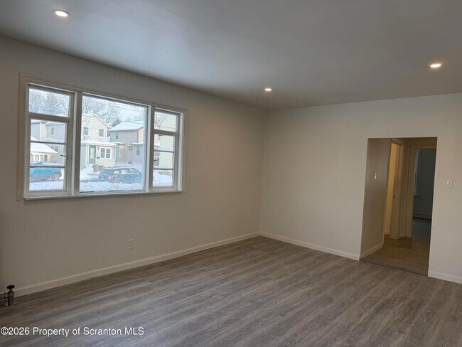 Foto del edificio - 101 Clarkson Ave