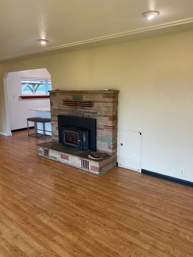 Foto del edificio - 31451 N Redwood Hwy