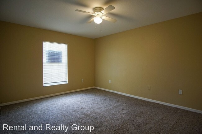 Building Photo - 2 br, 2 bath House - 1824 Lake Mariam Dr