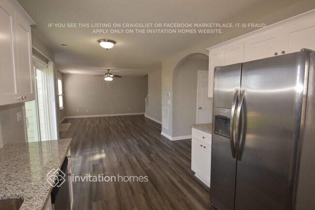Foto del edificio - 8000 Chatahoochie Ln