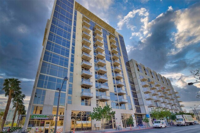 Foto del edificio - 353 E Bonneville Ave