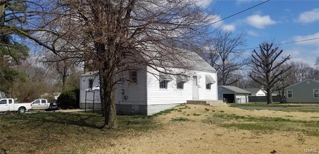 Building Photo - 915 Lindsay Ln