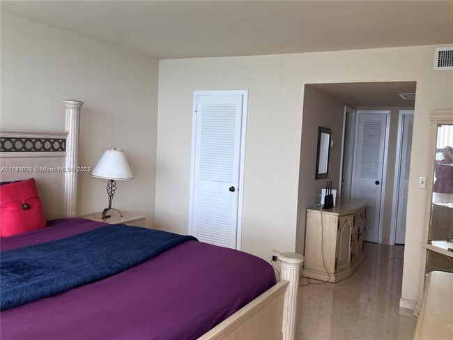 Foto del edificio - 2 bedroom in Hallandale FL 33009