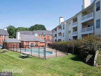 Building Photo - 2 br, 2 bath Condo - 668 Gateway Dr