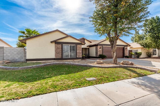 Building Photo - 18853 N 40th Pl