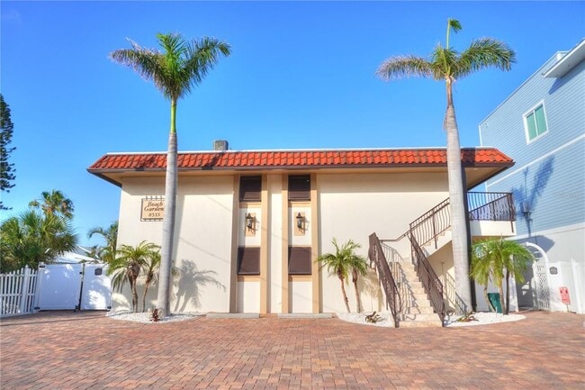 Building Photo - 8535 Blind Pass Dr