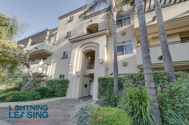 Foto del edificio - 10641 Woodbridge St