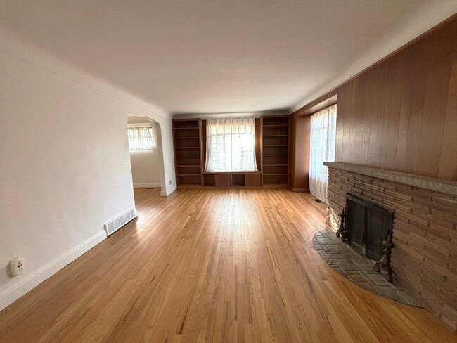 Foto del edificio - 21440 Lathrup St