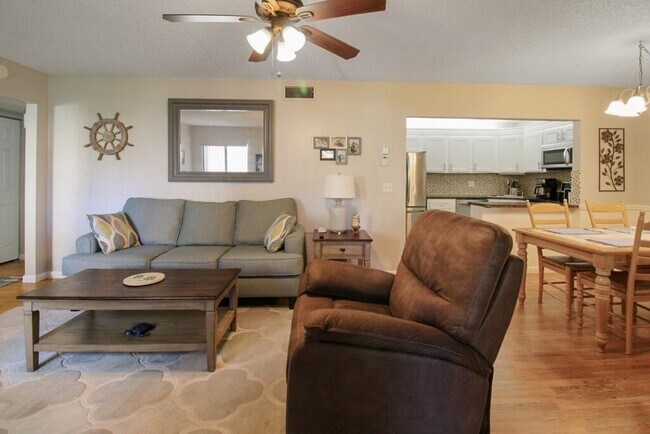 Foto del edificio - 407 Pine Glen Ln