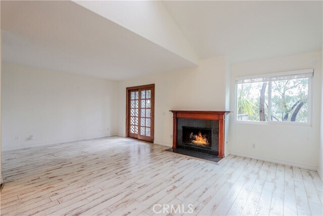 Foto del edificio - 601 San Nicholas Ct