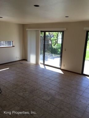 Building Photo - 2514 Overhill Ln