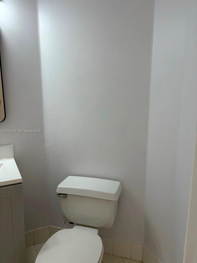 Building Photo - 2351 Douglas Rd