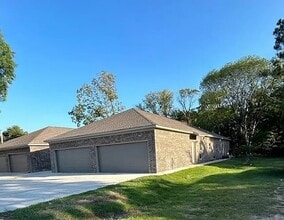 Building Photo - 1717 Bowie St Building Photo - 1717 Bowie St