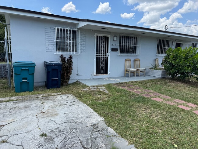 Foto del edificio - 17472 SW 105th Ave