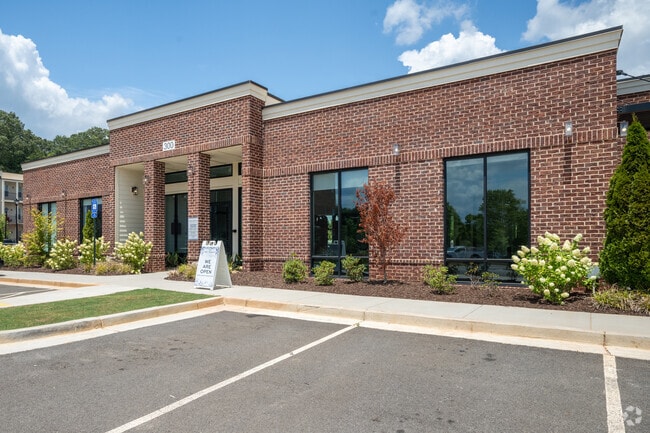 Leasing Office - The Indigo