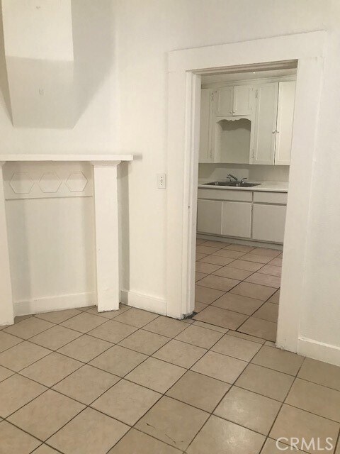 Foto del edificio - 377 W Main St