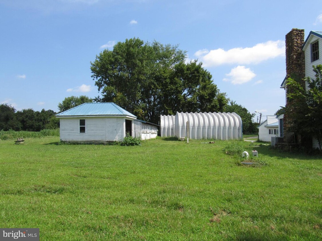 Primary Photo - 385 Ratledge Rd
