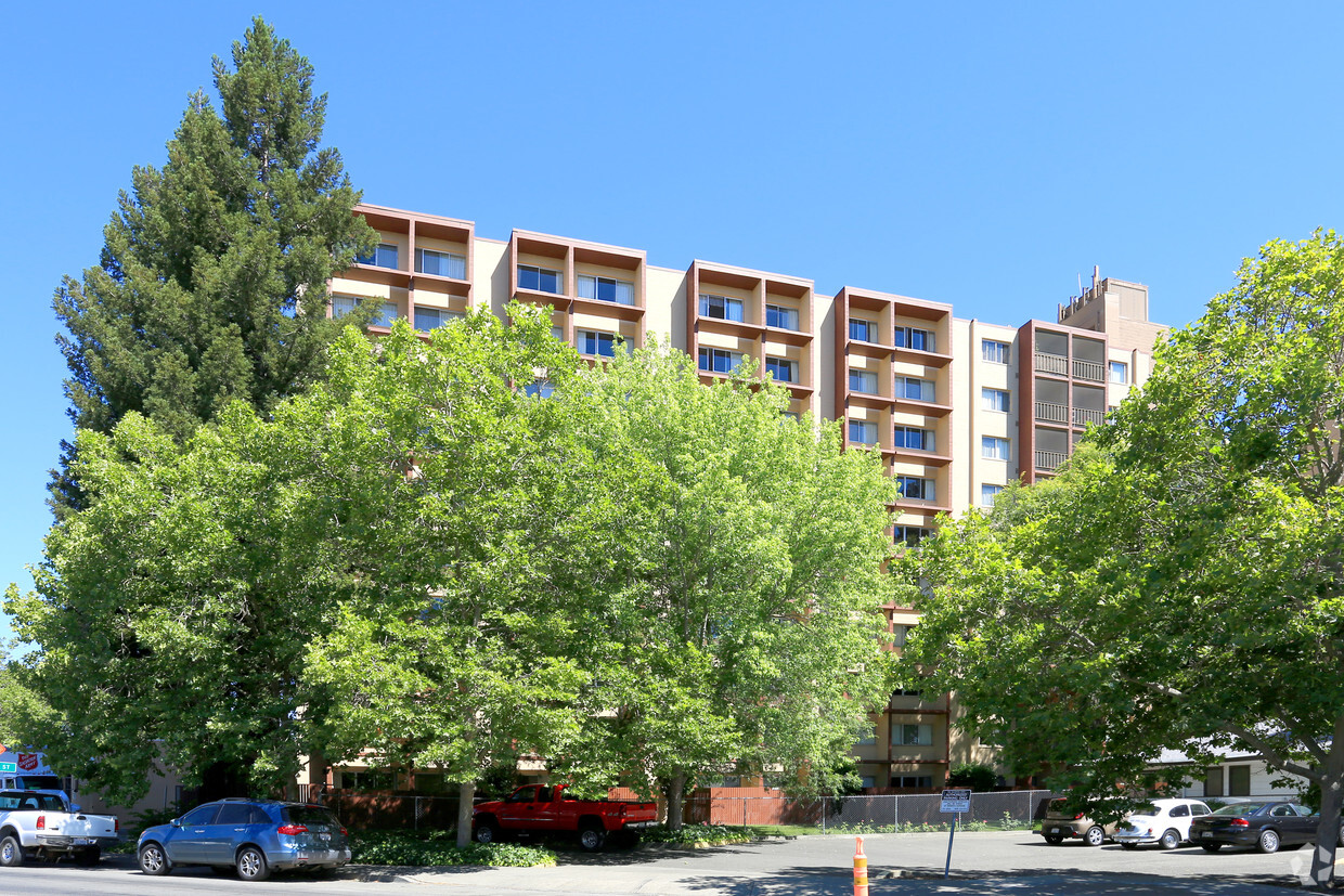 Building Photo - Silvercrest Senior Living Residence