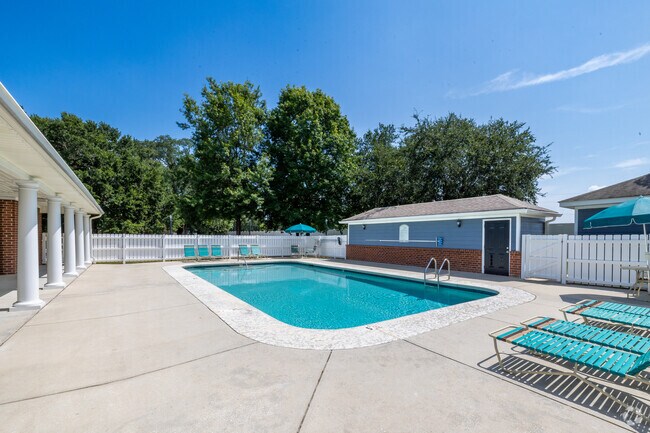 Piscina - Shellbrooke Pointe Apartments